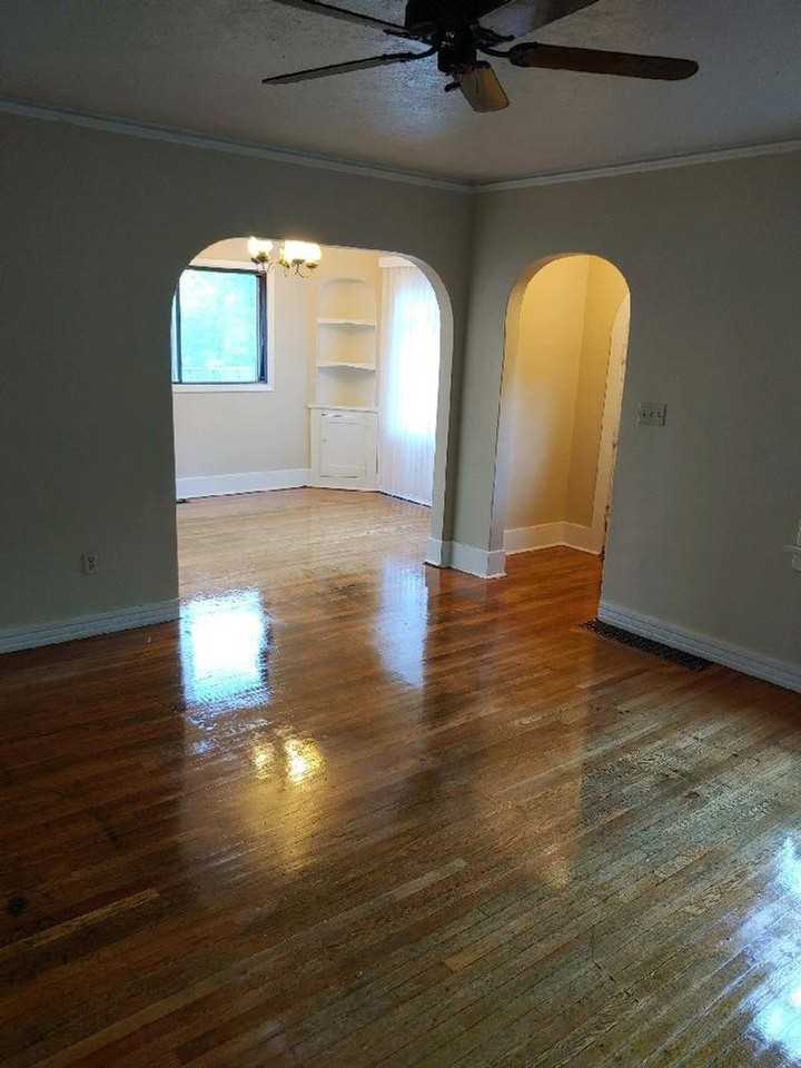 5545 N Burrage Ave - Photo 4 of 18