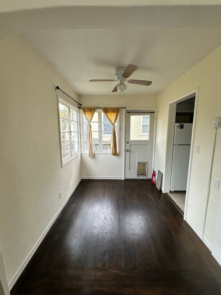 1513 Berkeley Way - Photo 7 of 12
