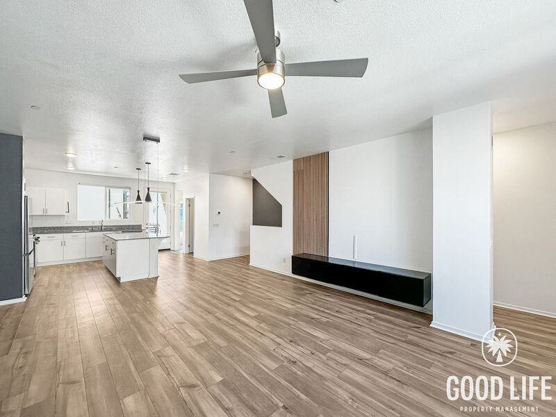 5215 Surfwalk Way #138 - Photo 4 of 26
