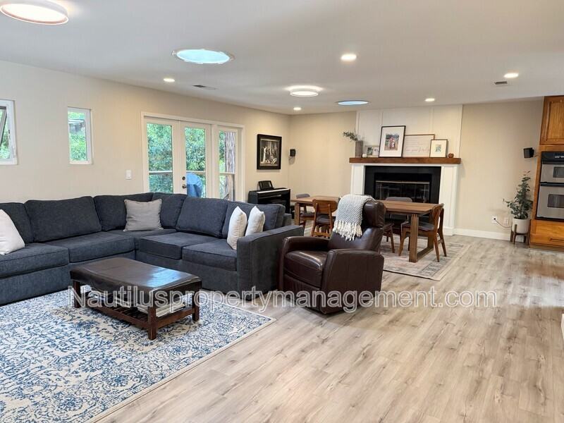499 Vine Hill Rd - Photo 3 of 9