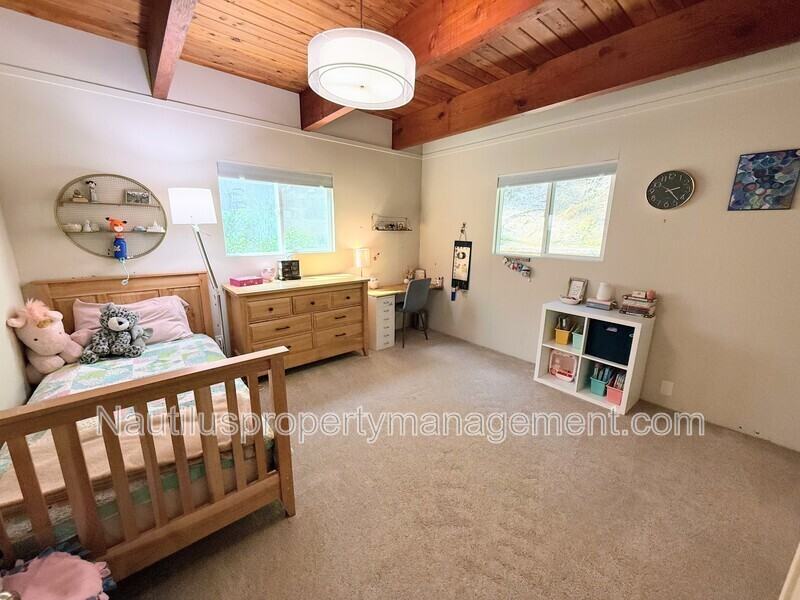 499 Vine Hill Rd - Photo 7 of 9