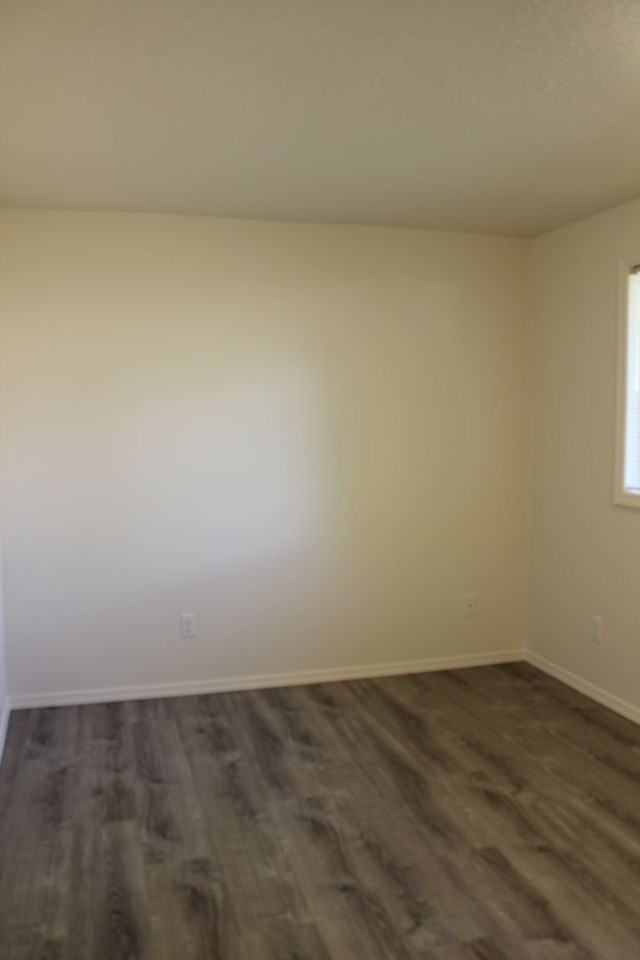 2055 Ne Barberry Dr - Photo 6 of 12