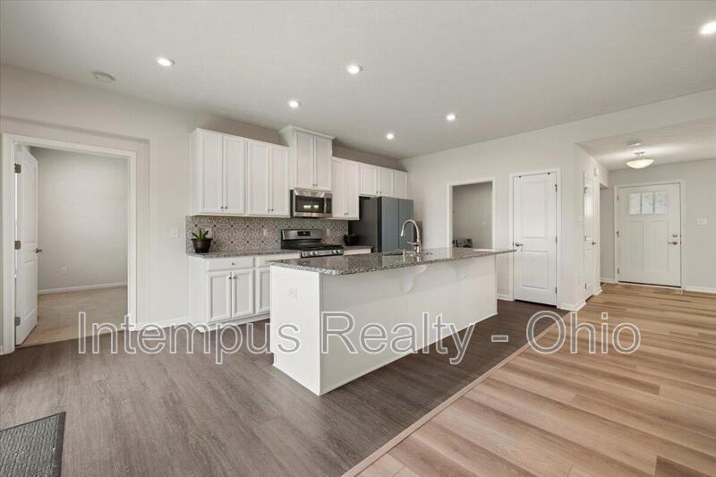 168 Chapel Dr E - Photo 6 of 21