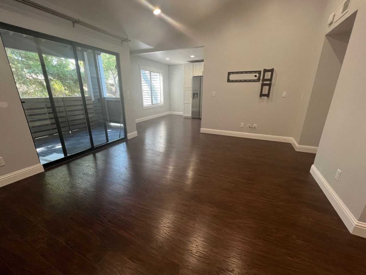 2831 Winding Ln - Photo 2 of 16