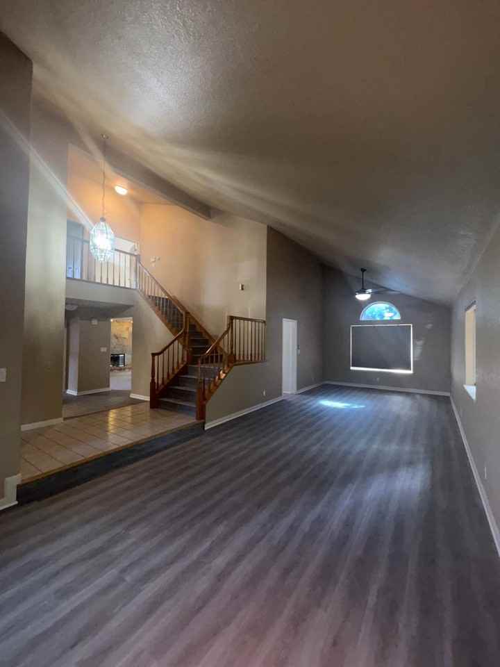 3426 Glen Ellen Dr - Photo 3 of 43