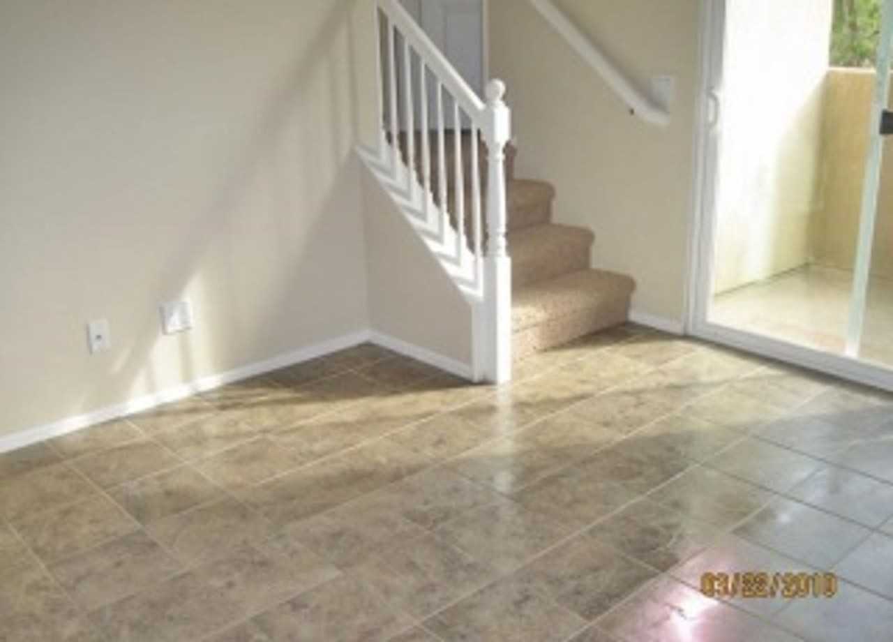 589 Almond Rd - Photo 5 of 7