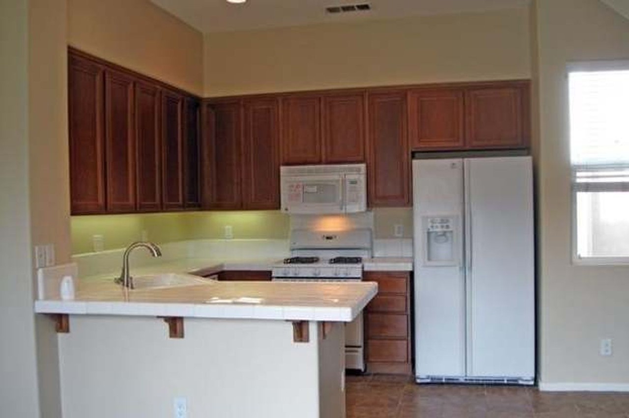 589 Almond Rd - Photo 7 of 7