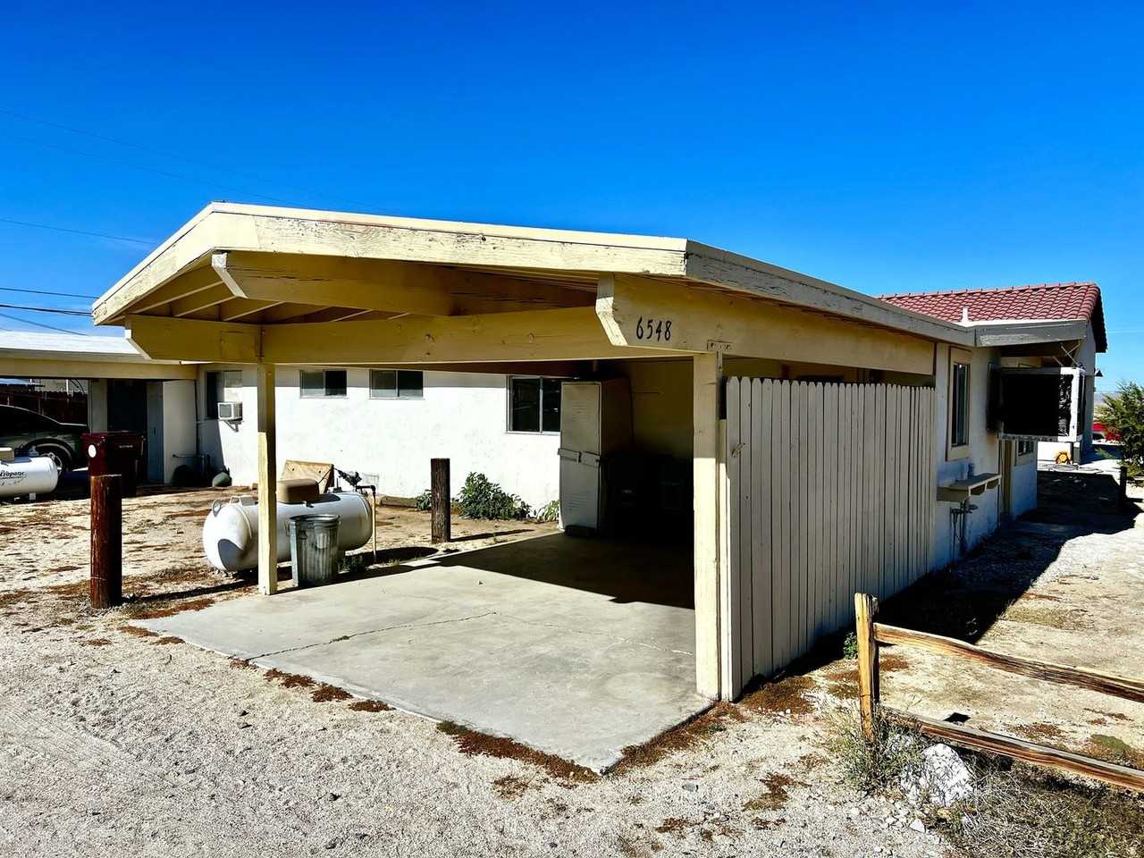 6548 Sahara Ave - Photo 2 of 37
