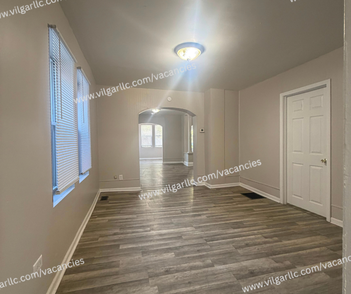 5546 Walter Ave - Photo 6 of 26