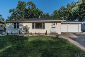 featured image of 3013 S 5th Ave