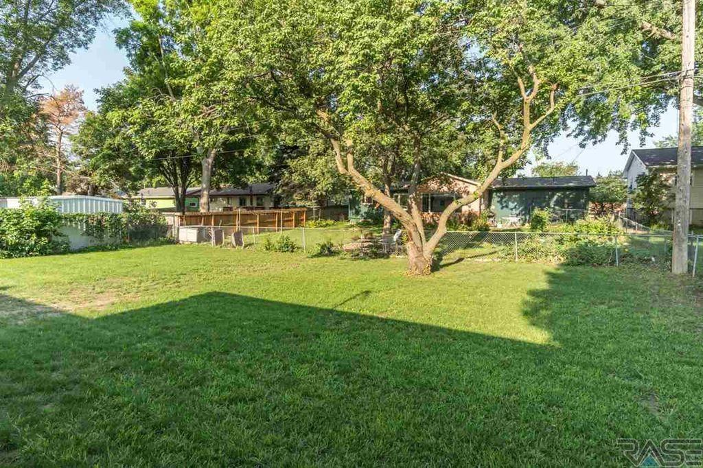 3013 S 5th Ave - Photo 3 of 35