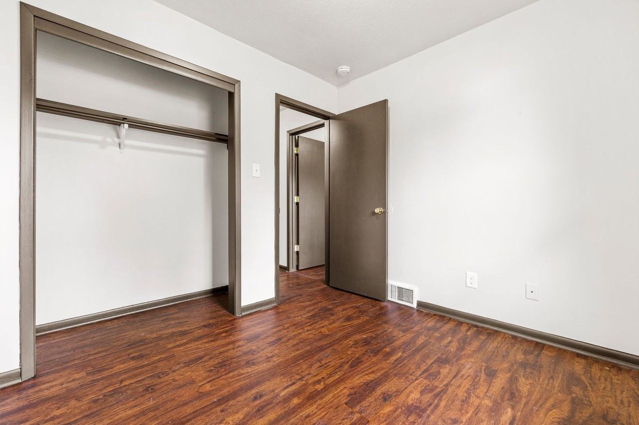 1544 King Ave - Photo 7 of 14