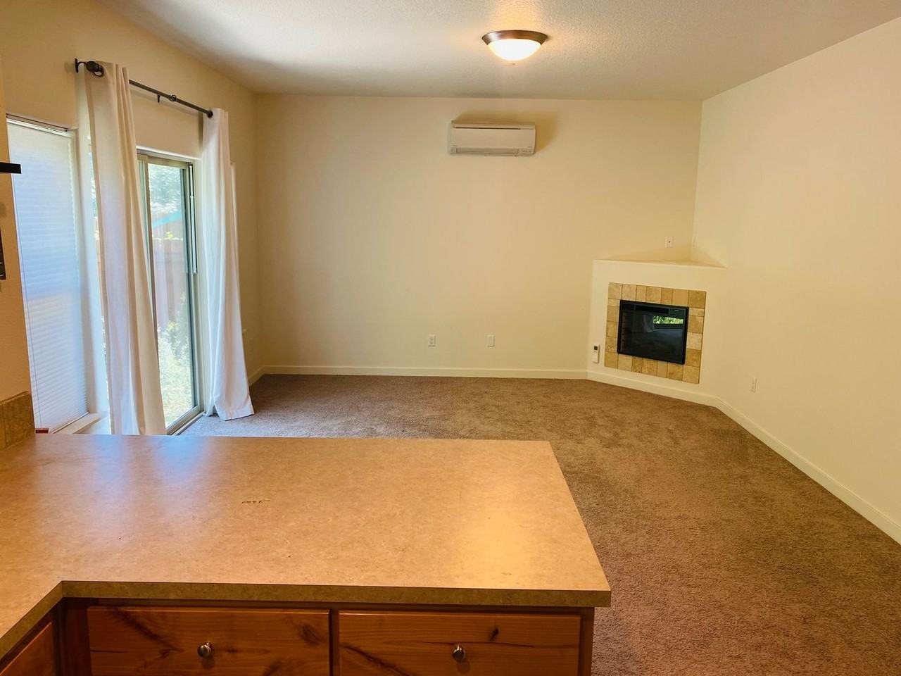 155 N 42nd Pl - Photo 4 of 19