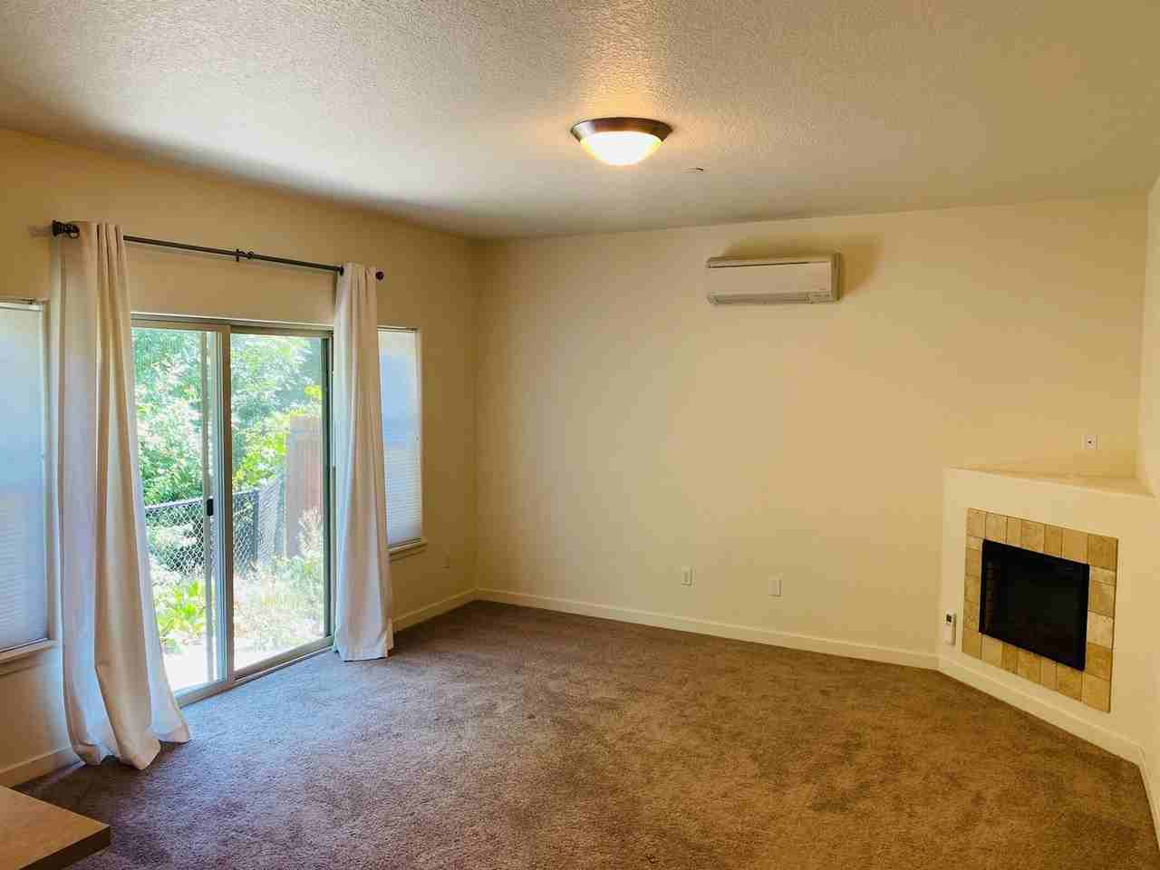 155 N 42nd Pl - Photo 6 of 19