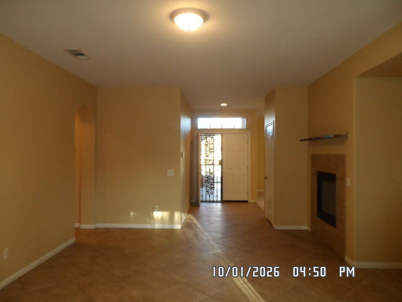 13160 Banning St - Photo 7 of 50