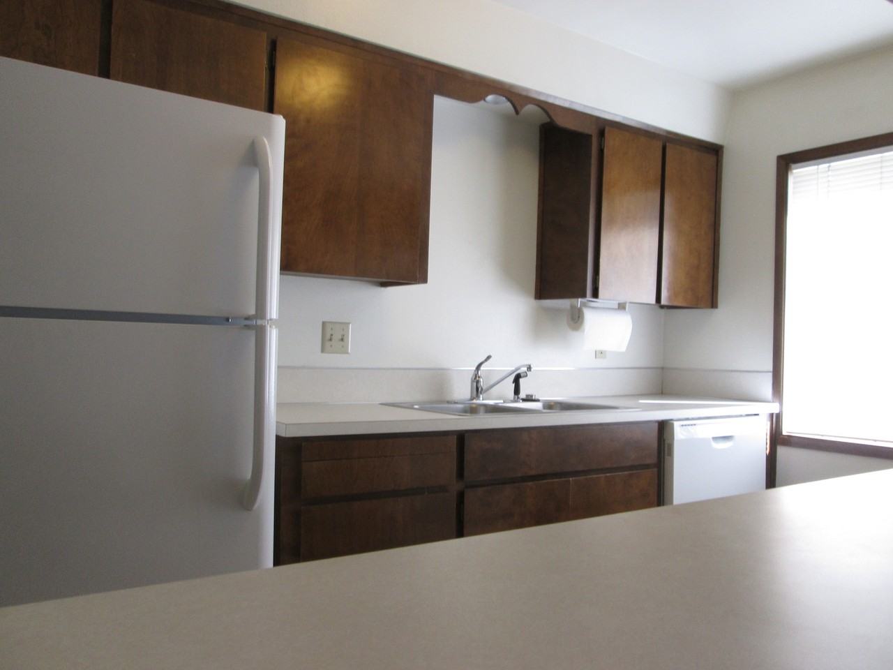 2425 Se 53rd Ave - Photo 4 of 13