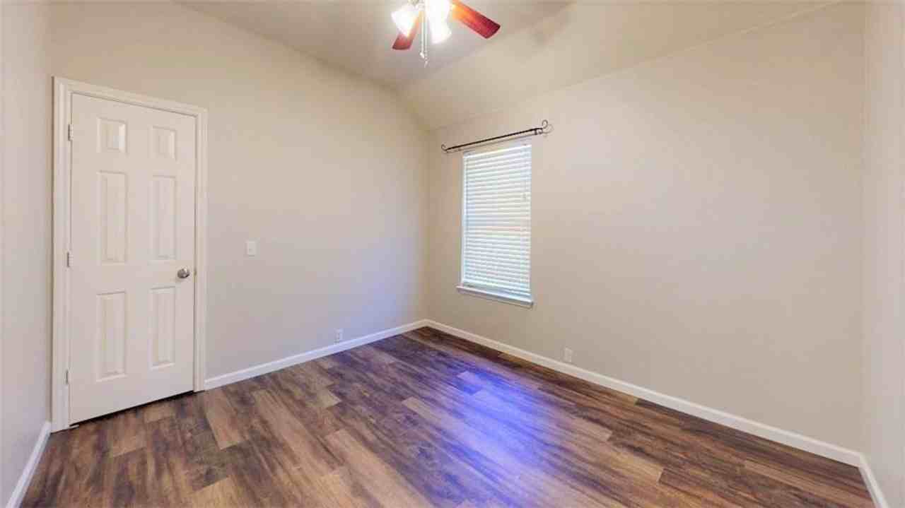 10904 Mint Julep Dr - Photo 3 of 12