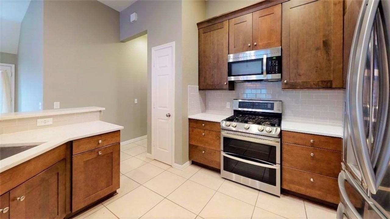10904 Mint Julep Dr - Photo 4 of 12
