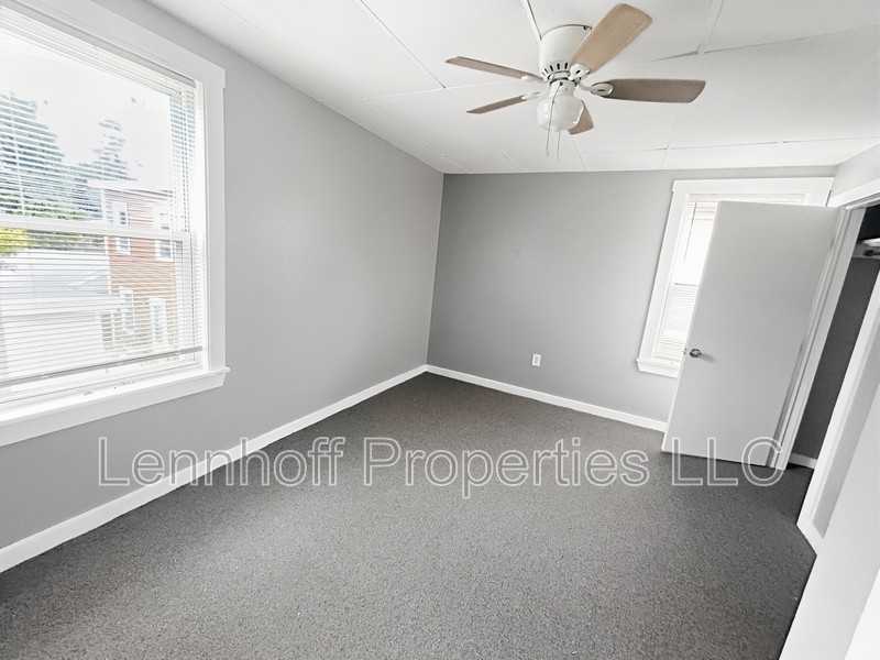 142 Jewett St - Photo 5 of 13