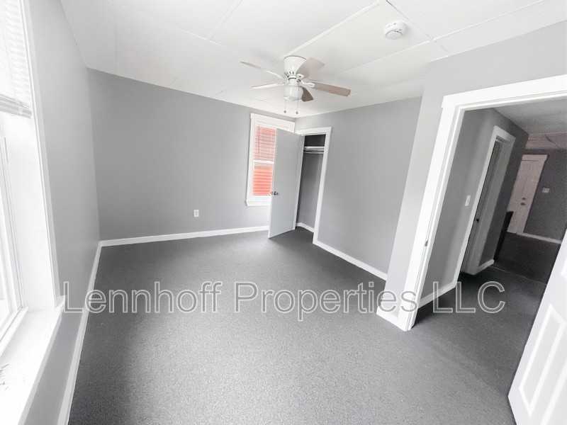 142 Jewett St - Photo 6 of 13