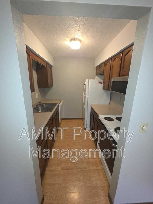 4016 Westover Rd Se - Photo 6 of 9