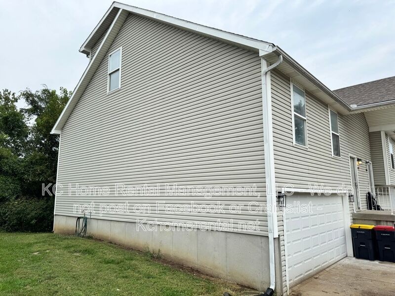 602 Susanne Ct - Photo 2 of 16