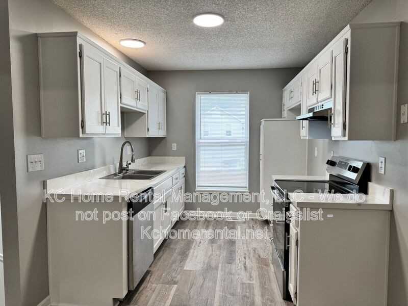 602 Susanne Ct - Photo 3 of 16