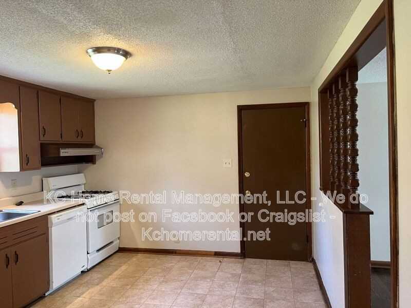 2800 N 76th St - Photo 7 of 26