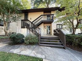 featured image of 106 Turnwood Ln
