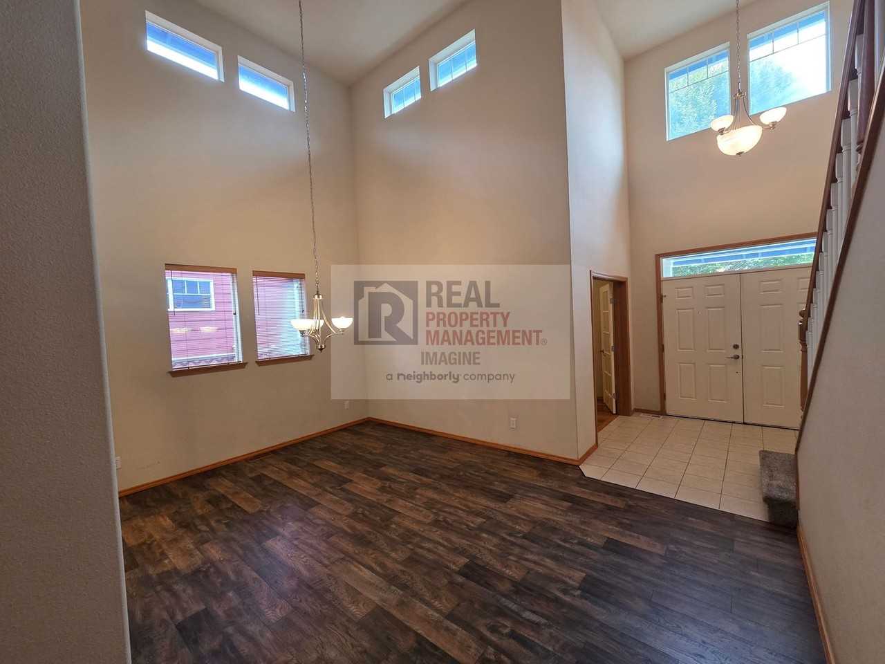 7005 Flute St Se - Photo 7 of 43