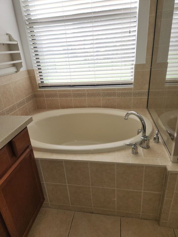 20311 20311 Chesnut Grove Dr - Photo 2 of 13