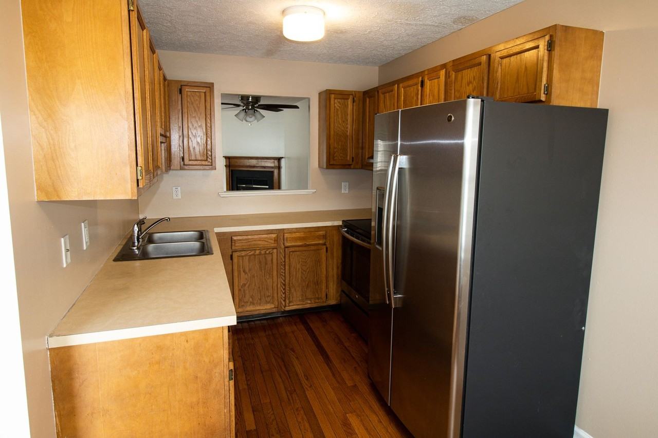 114 Gateway Dr #009 - Photo 5 of 19