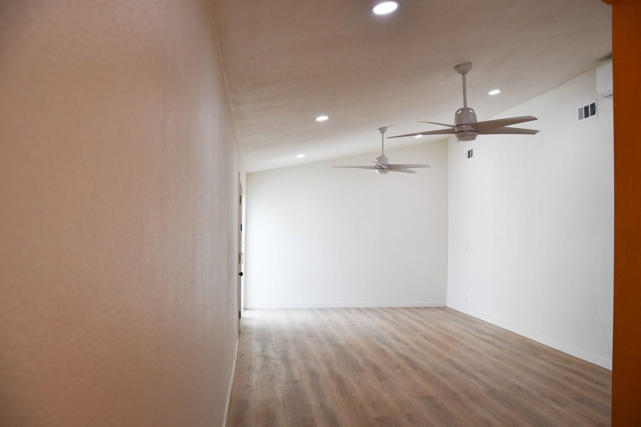 709 W Palm Ave - Photo 4 of 38