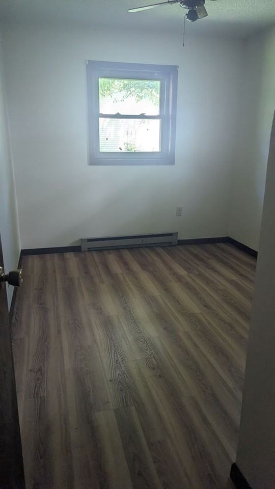 512 Augusta Ave - Photo 7 of 19