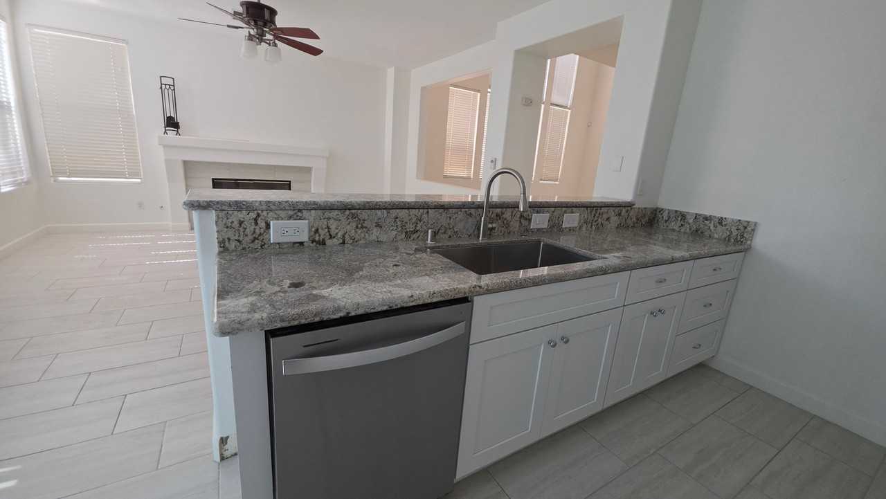 12755 Caminito Diego - Photo 4 of 19