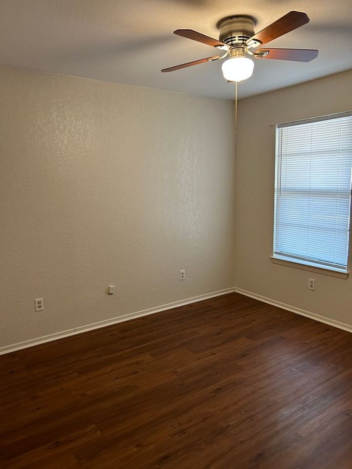 1416 Chapel Creek Rd - Photo 6 of 8