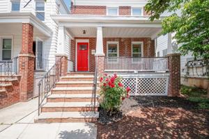 featured image of 69 Huntington St