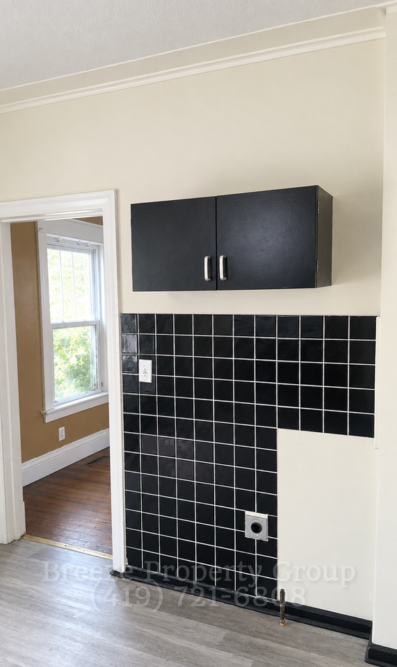 2145 Dorr St - Photo 7 of 19
