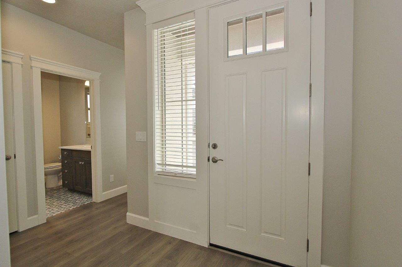 10688 W Leilani Dr - Photo 2 of 28
