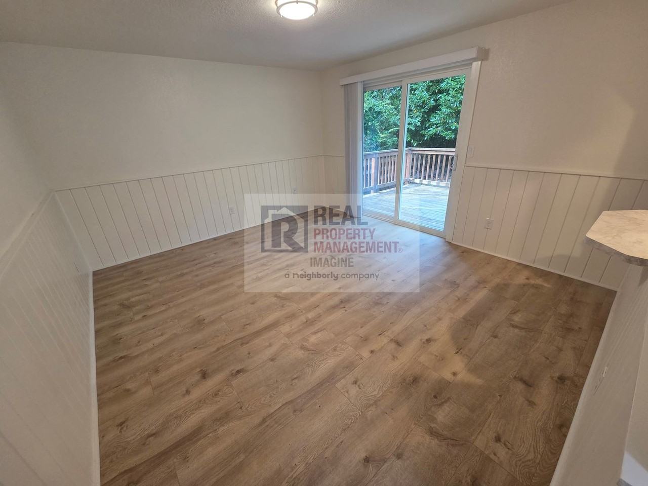 7926 Warbler Ct Se - Photo 7 of 28