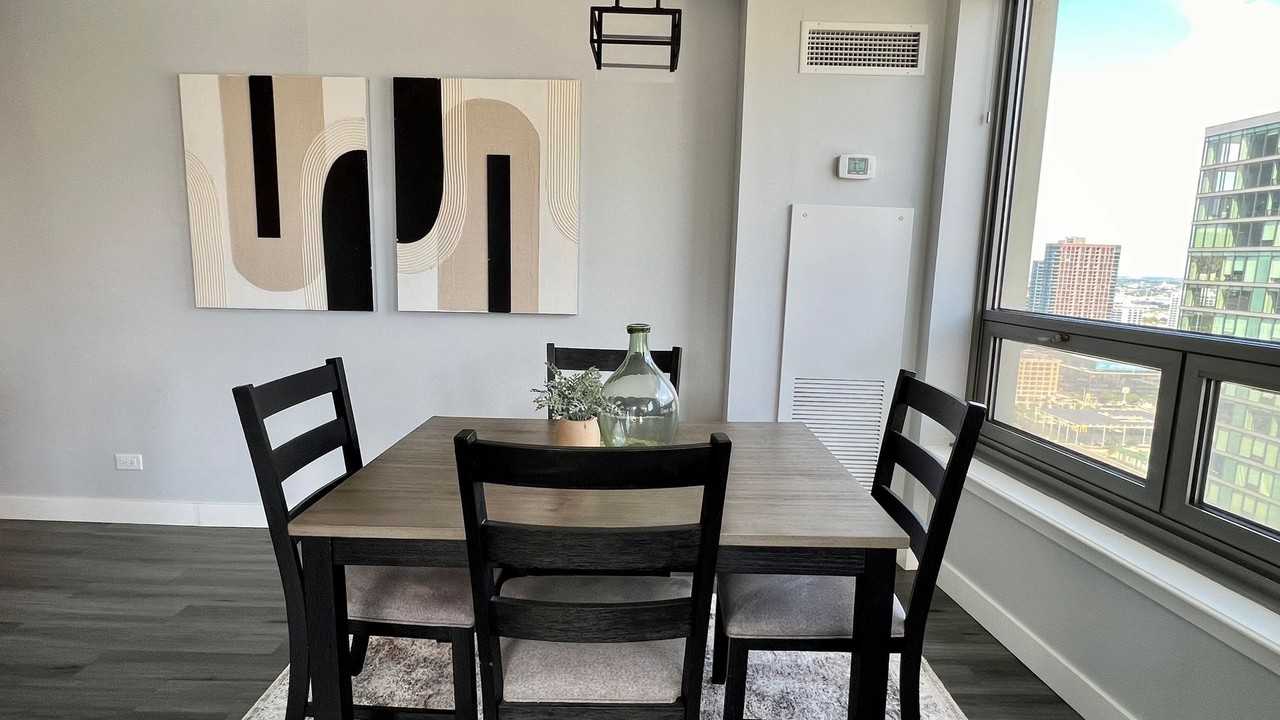 440 N Wabash Ave - Photo 6 of 40