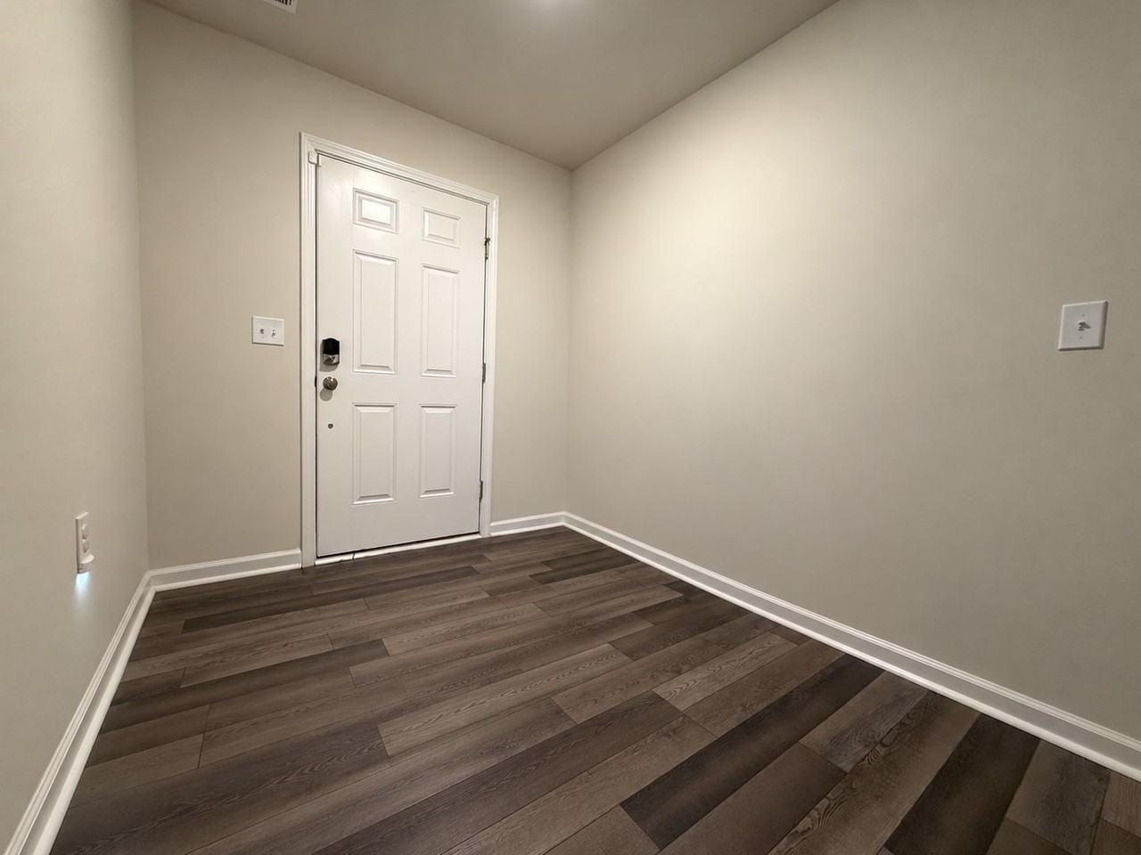 739 Gimari Dr - Photo 4 of 47