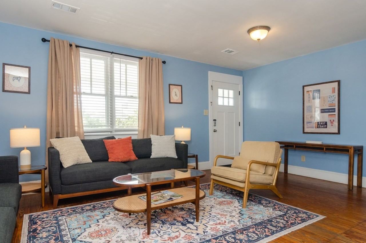 9 Sunset Ave - Photo 4 of 38