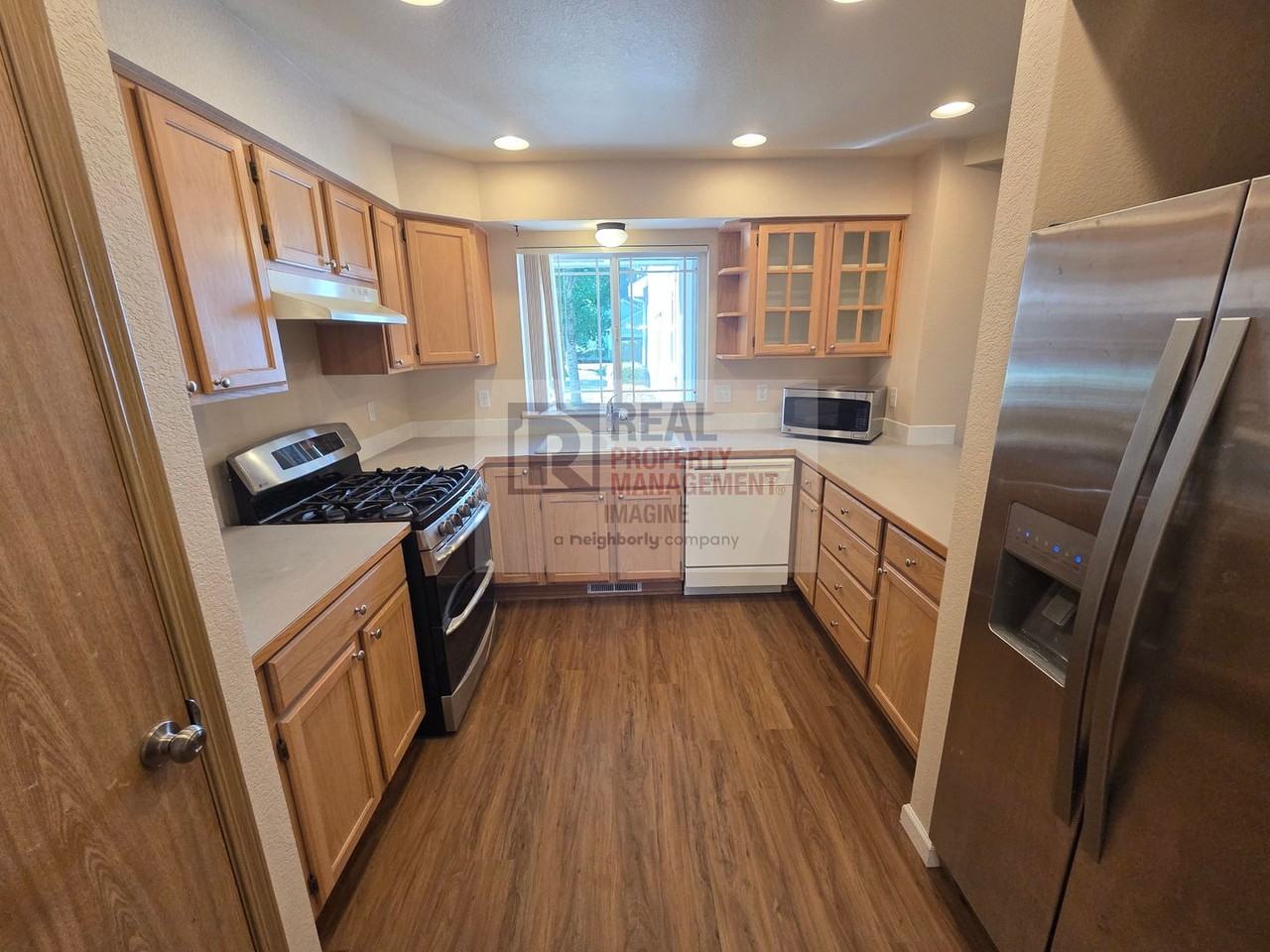 5206 Ivy Hill Ln Se - Photo 7 of 37