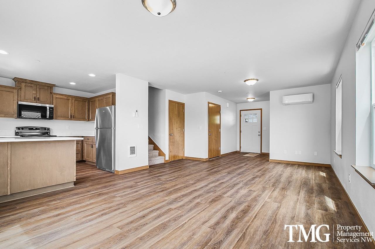 3316 Lewis Ln - Photo 6 of 36