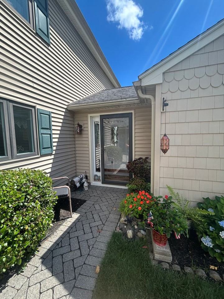 6 Towle Farm Rd - Photo 2 of 26
