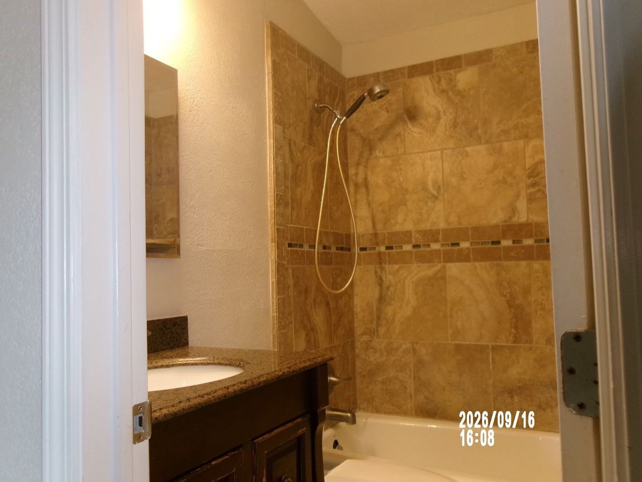 2318 Nw 32nd St - Photo 2 of 12