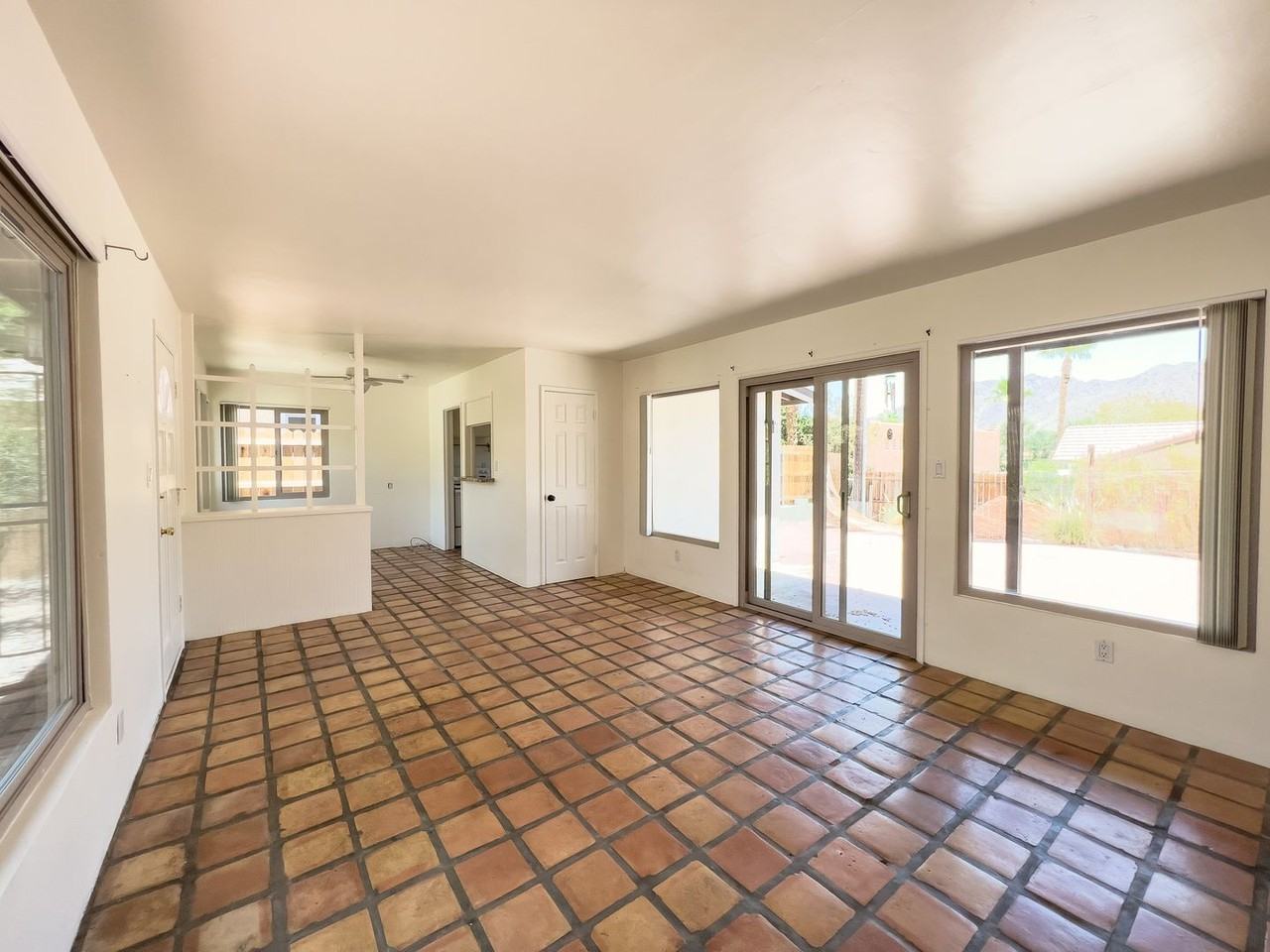 54920 Avenida Juarez - Photo 2 of 12