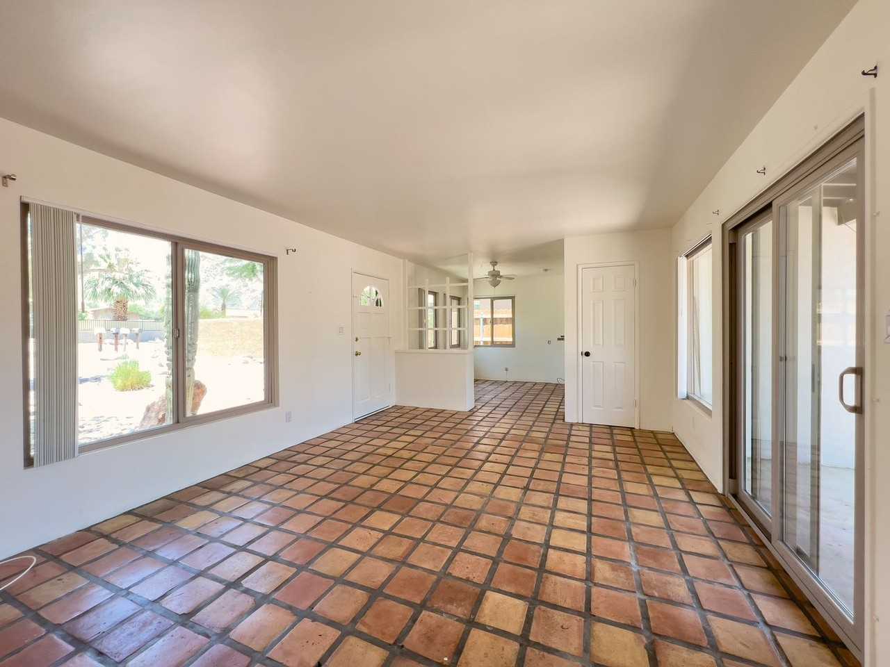 54920 Avenida Juarez - Photo 5 of 12