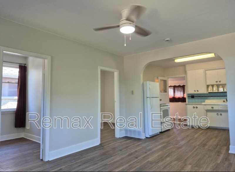 9807 107 St - Photo 2 of 4